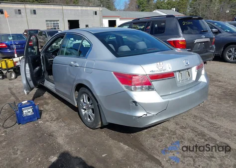 2011 Honda Accord 2.4 Lx-P z USA, uszkodzony, nr VIN 1HGCP2F44BA057976